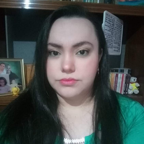 Elle Arce