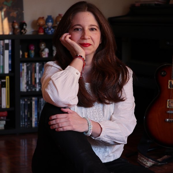 Azucena Fernández 